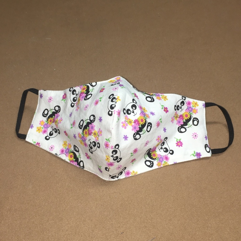 Pandas, so adorable! Kids’ face mask - Picture 2 of 6